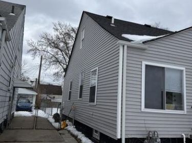 6394 Westwood Street, Detroit, MI 48228