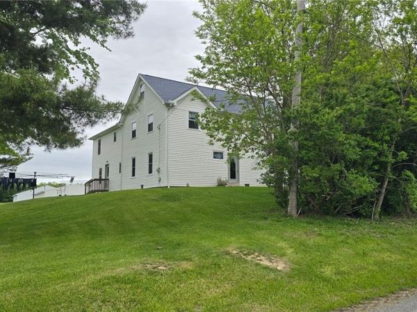 4194 Helsley Fusselman Road, Southington, OH 44470