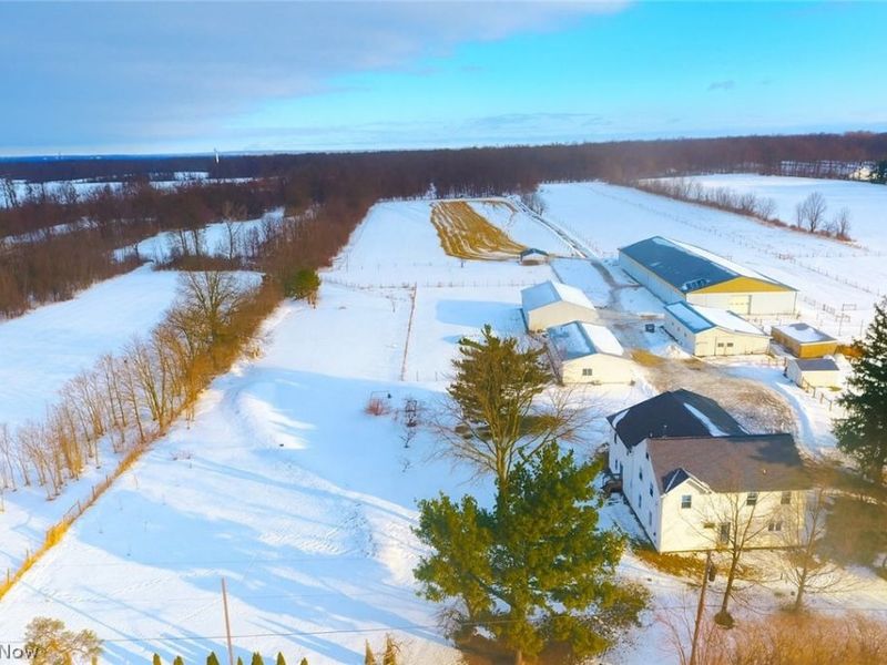 4194 Helsley Fusselman Road, Southington, OH 44470 Photo 1