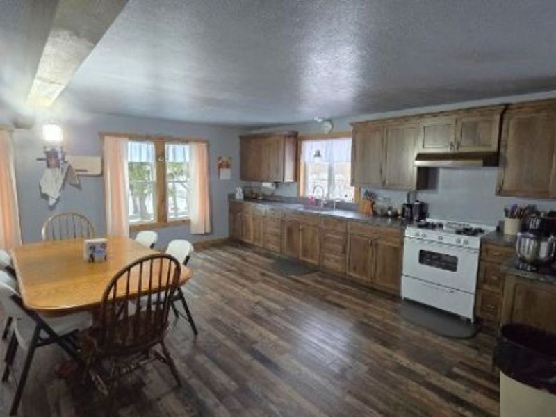 4194 Helsley Fusselman Road, Southington, OH 44470 Photo 12