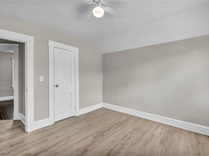2218 W 100th Street, Cleveland, OH 44102 Photo 16