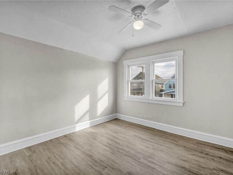 2218 W 100th Street, Cleveland, OH 44102 Photo 22