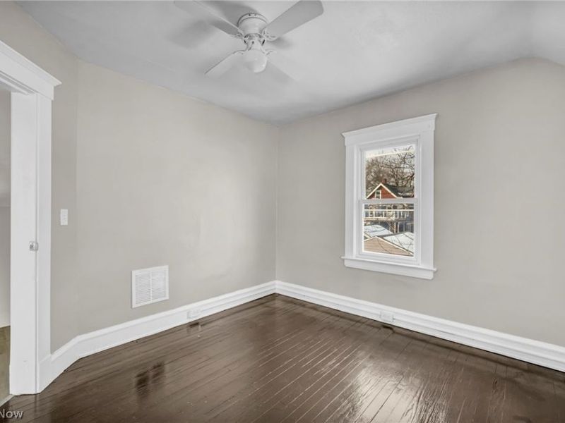 2218 W 100th Street, Cleveland, OH 44102 Photo 24