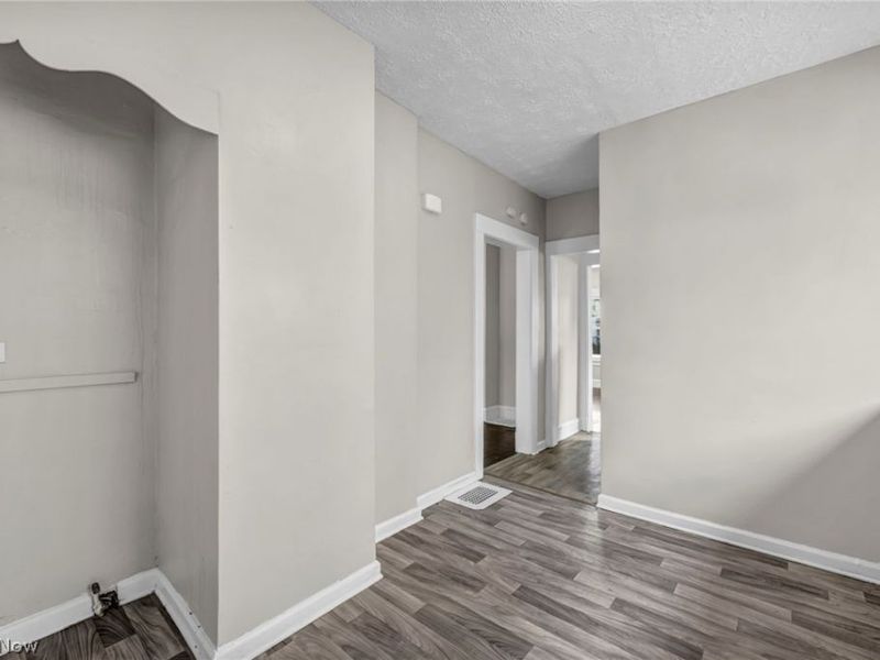 2218 W 100th Street, Cleveland, OH 44102 Photo 27