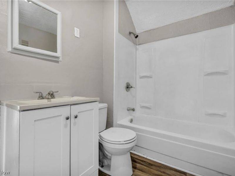 2218 W 100th Street, Cleveland, OH 44102 Photo 30