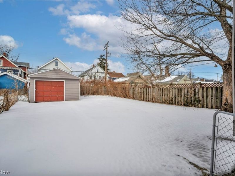 2218 W 100th Street, Cleveland, OH 44102 Photo 33