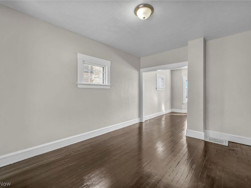 2218 W 100th Street, Cleveland, OH 44102 Photo 8