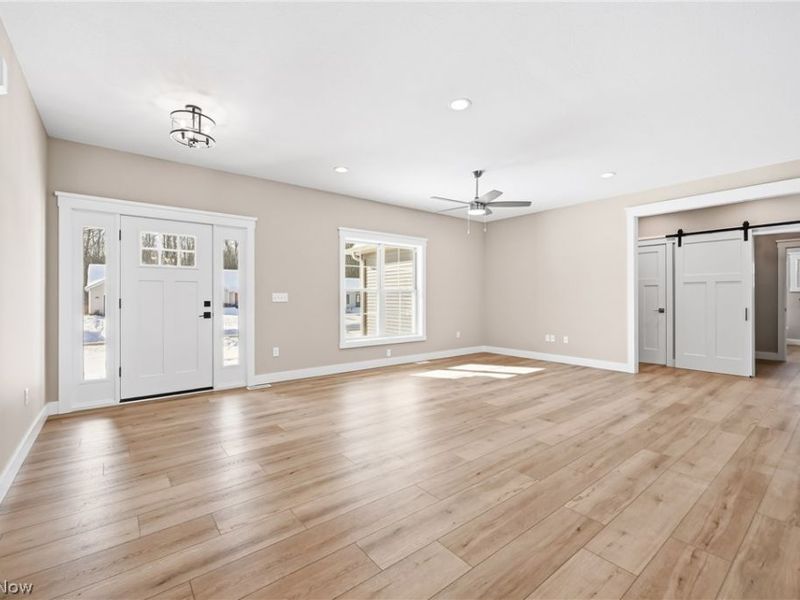 2310 Wilshire Drive, Cortland, OH 44410 Photo 11