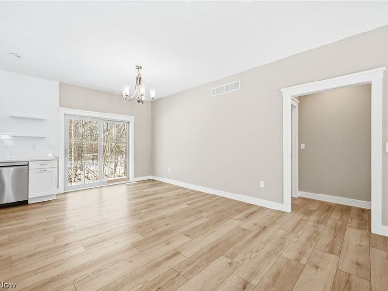 2310 Wilshire Drive, Cortland, OH 44410 Photo 15