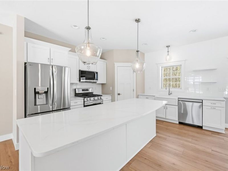 2310 Wilshire Drive, Cortland, OH 44410 Photo 19