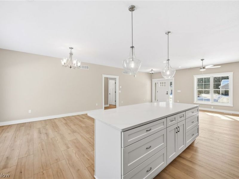 2310 Wilshire Drive, Cortland, OH 44410 Photo 21