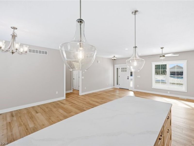 2310 Wilshire Drive, Cortland, OH 44410 Photo 24