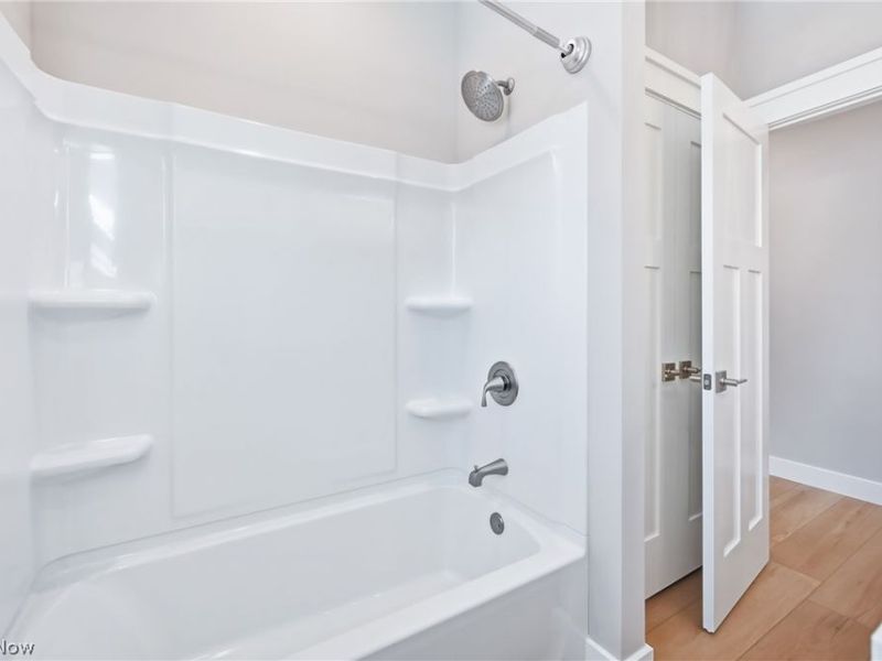 2310 Wilshire Drive, Cortland, OH 44410 Photo 38