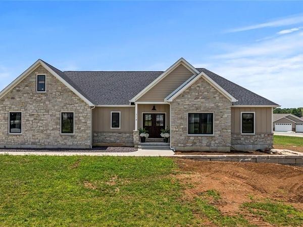 714 Magnolia Drive, Farmington, MO 63640