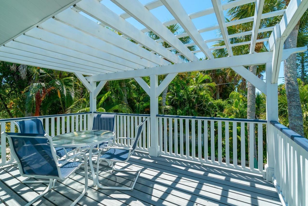 305 57th Street, Unit B, Holmes Beach, FL 34217 Photo