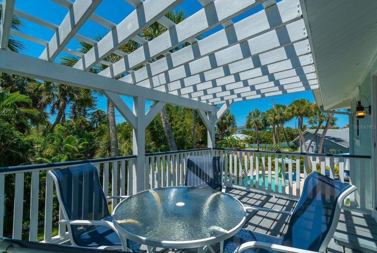 305 57th Street, Unit B, Holmes Beach, FL 34217 Photo