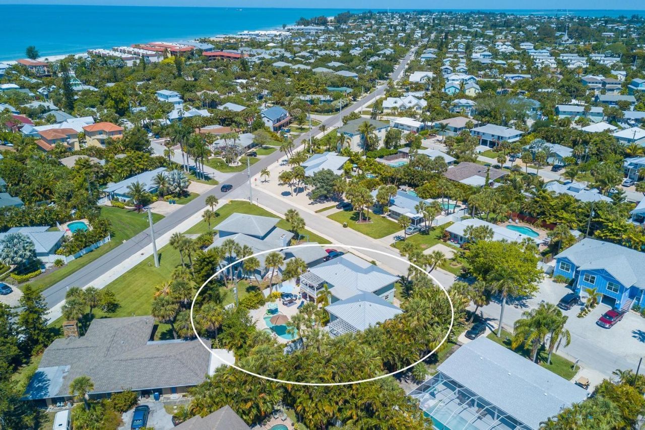 305 57th Street, Unit B, Holmes Beach, FL 34217 Photo
