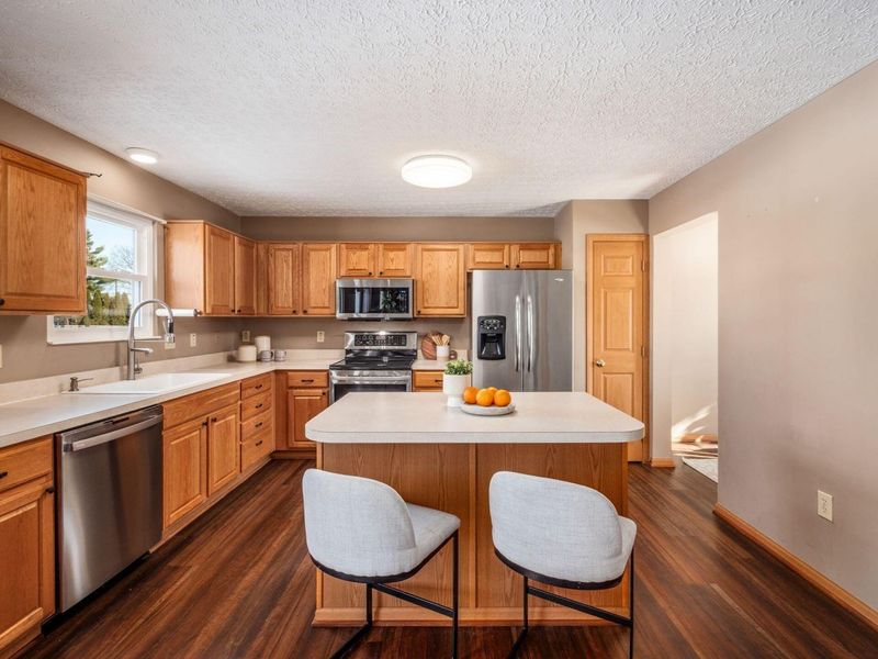 6470 Hemmingford Drive, Canal Winchester, OH 43110 Photo 10