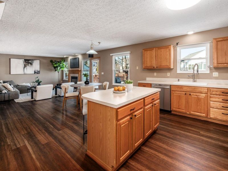 6470 Hemmingford Drive, Canal Winchester, OH 43110 Photo 12