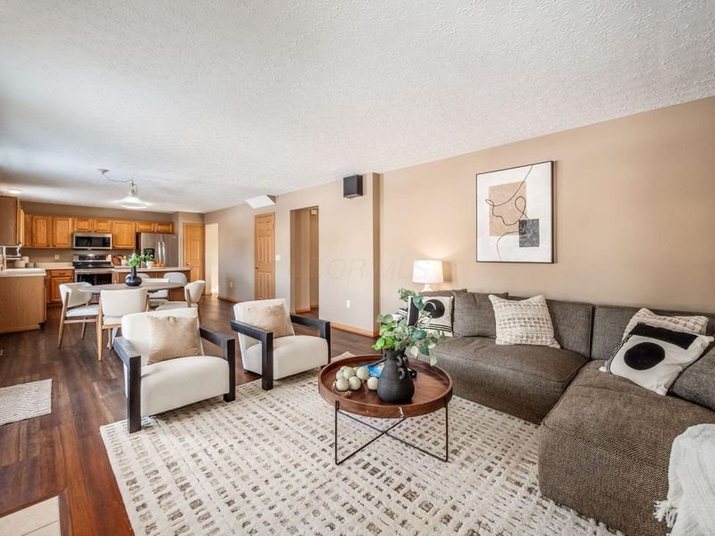 6470 Hemmingford Drive, Canal Winchester, OH 43110 Photo 17