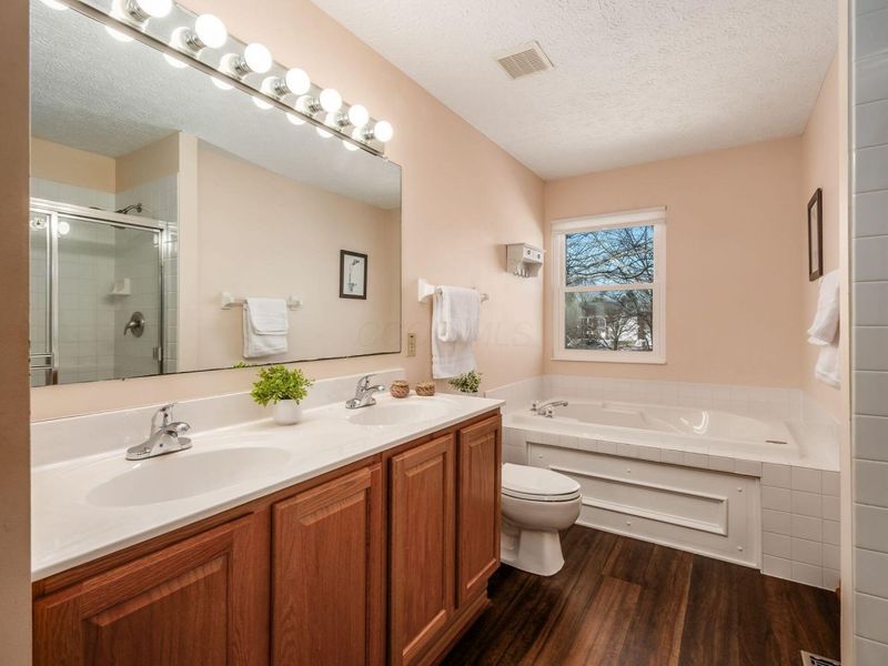 6470 Hemmingford Drive, Canal Winchester, OH 43110 Photo 27