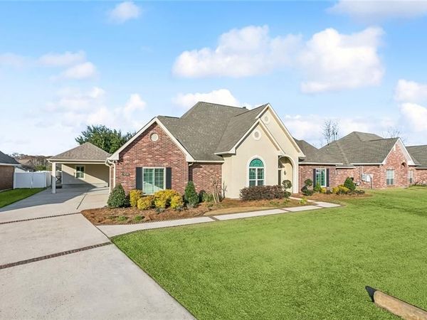 558 CYPRESS Drive, Luling, LA 70070