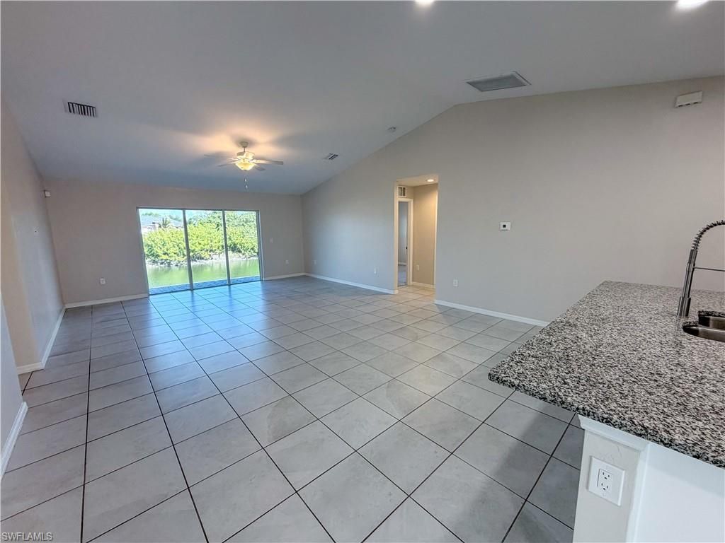 331 NE 25th St, Cape Coral, FL 33909 Photo