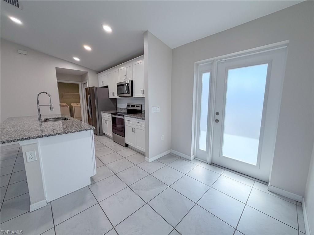 331 NE 25th St, Cape Coral, FL 33909 Photo