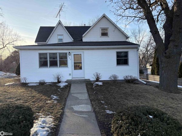 536 N 10 Street, Forest City, IA 50436