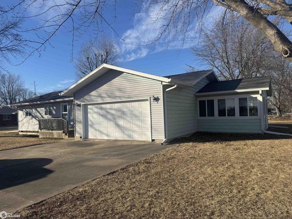 107 Orchard Street, Donnellson, IA 52625