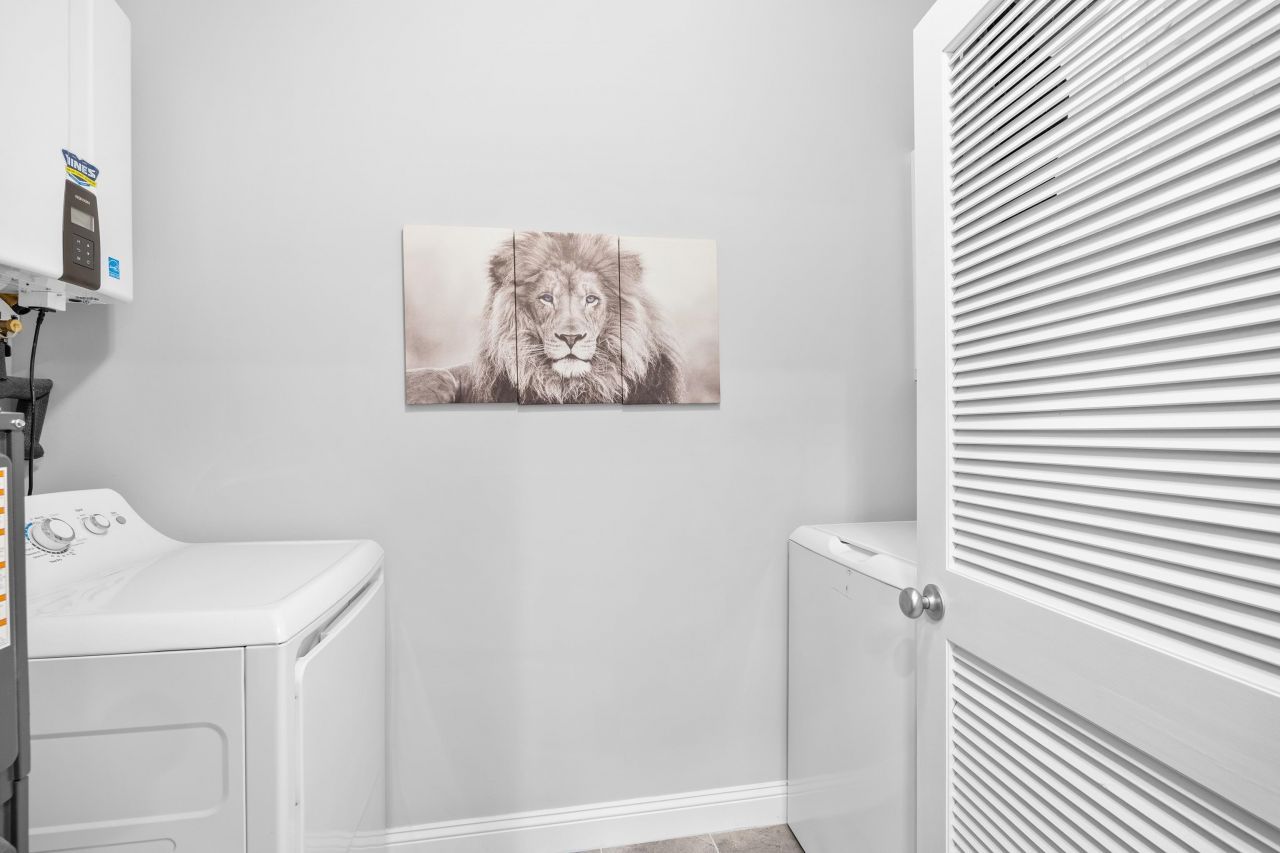 924 Jackline Place  Photo 10