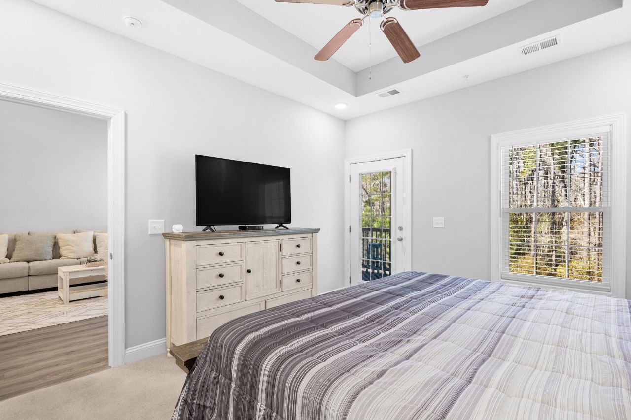 924 Jackline Place  Photo 14