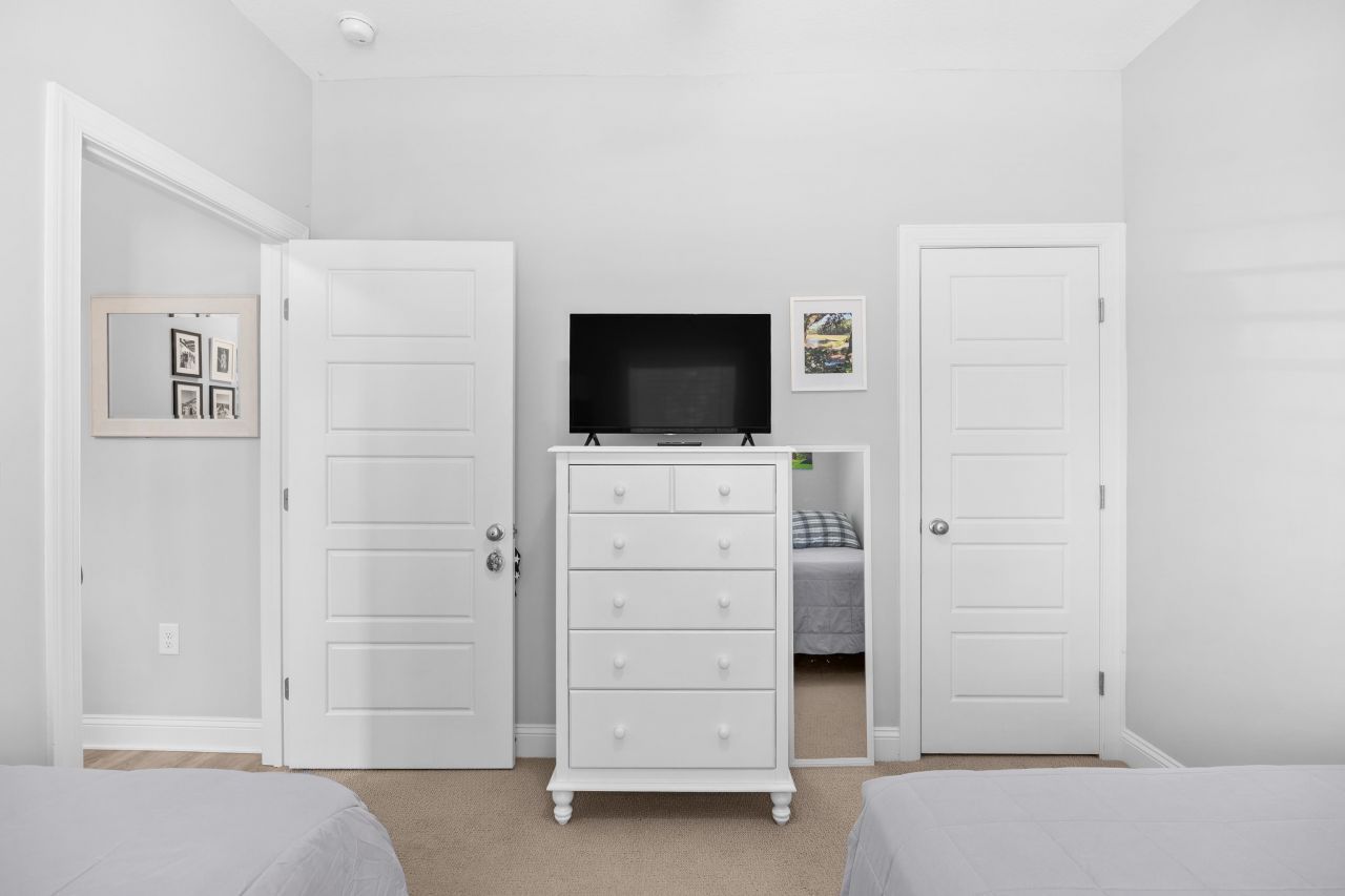 924 Jackline Place  Photo 18