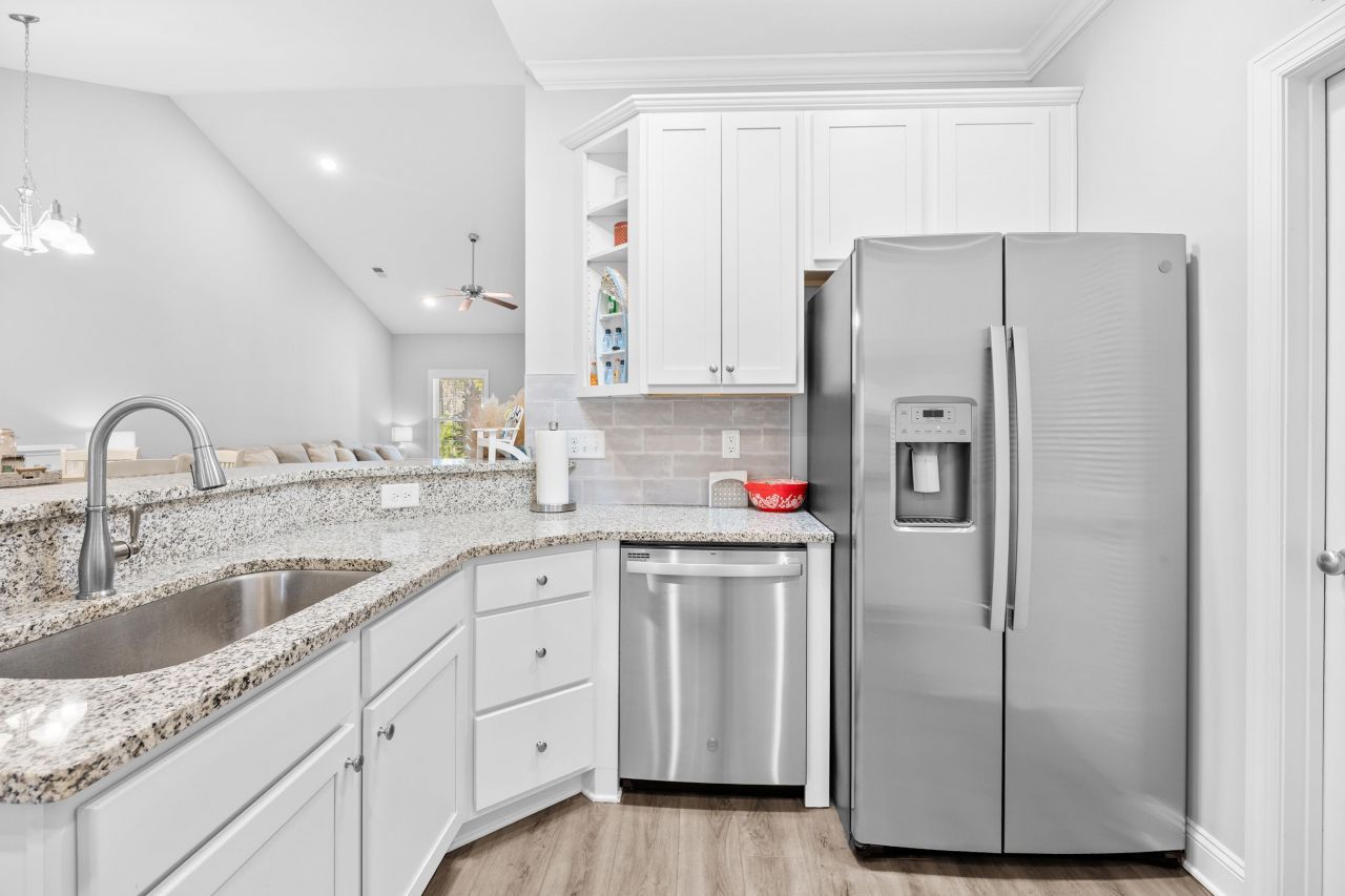 924 Jackline Place  Photo 24