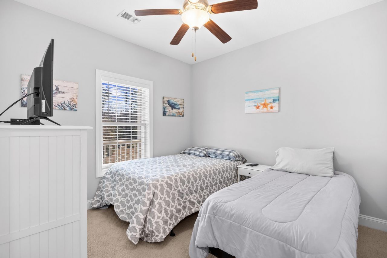 924 Jackline Place  Photo 7