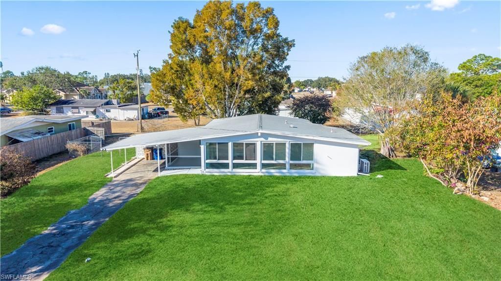 105 Oregon Rd N, Lehigh Acres, FL 33936 Photo