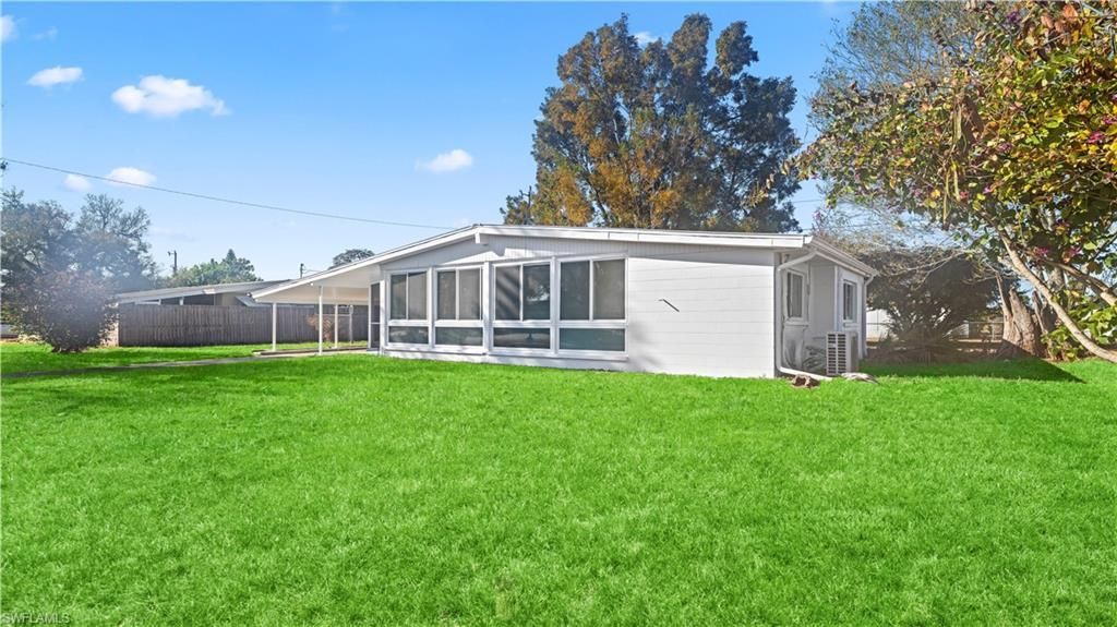 105 Oregon Rd N, Lehigh Acres, FL 33936 Photo