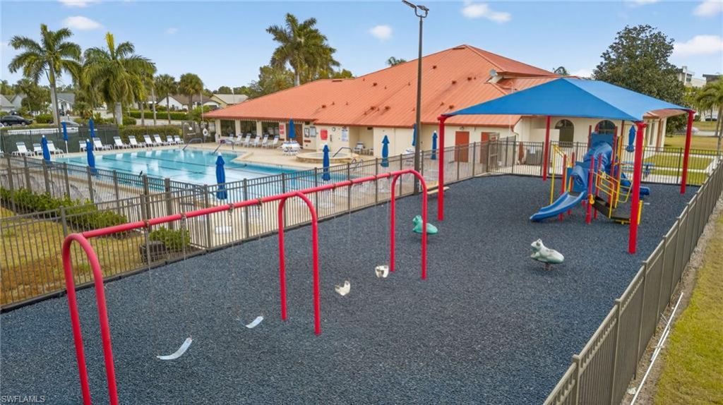 13171 Regent Cir, Fort Myers, FL 33966 Photo