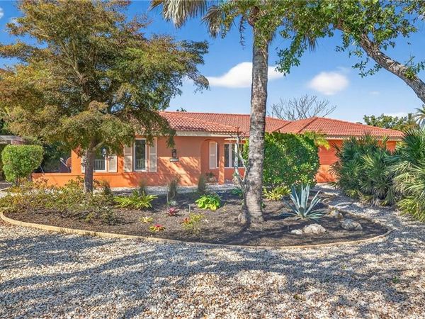 1065 Fish Crow RD, SANIBEL, FL 33957