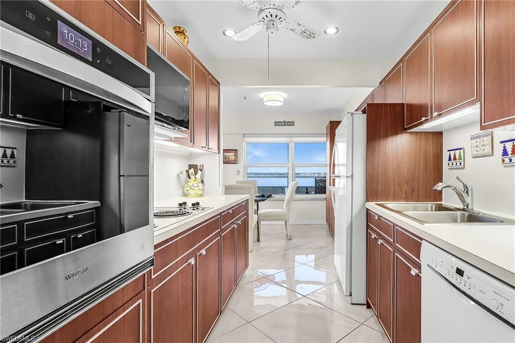 2350 W 1st St, Unit 701, Fort Myers, FL 33901 Photo