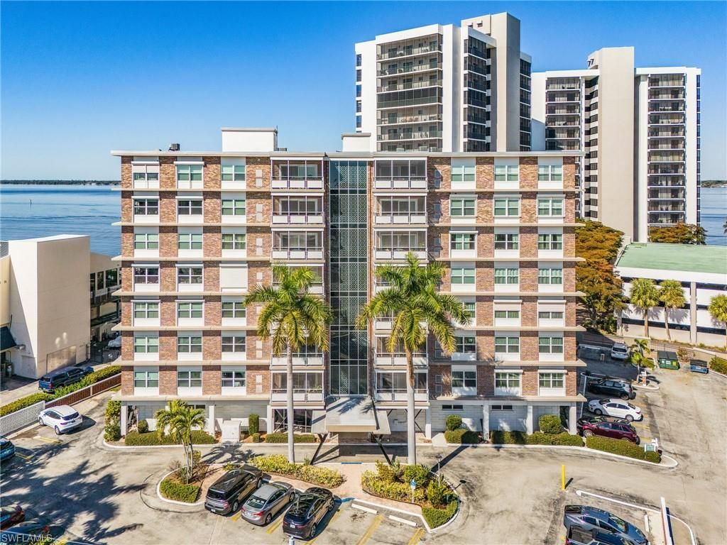 2350 W 1st St, Unit 701, Fort Myers, FL 33901 Photo