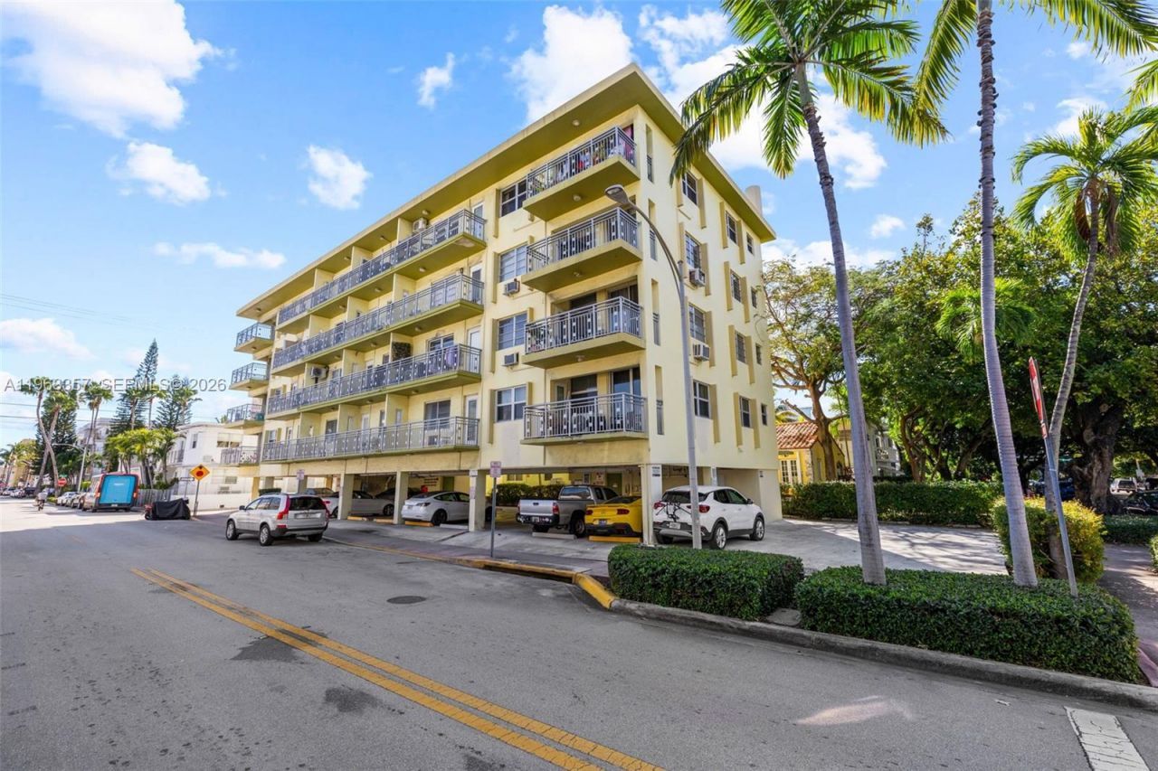 851 Meridian Ave, Unit 43, Miami Beach, FL 33139 Photo