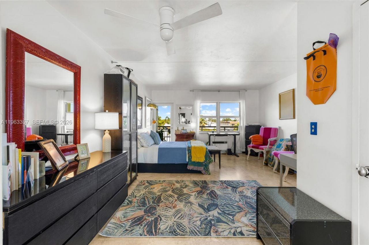 851 Meridian Ave, Unit 43, Miami Beach, FL 33139 Photo