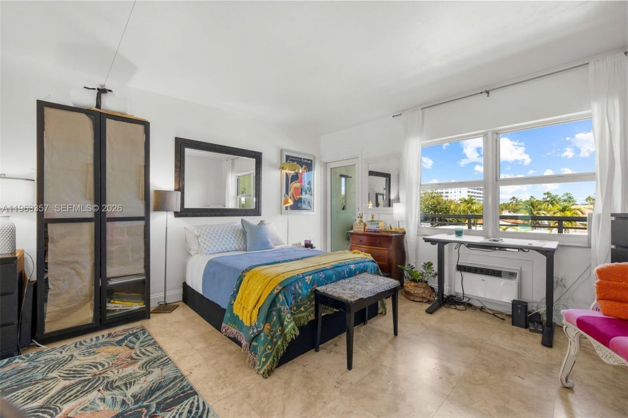 851 Meridian Ave, Unit 43, Miami Beach, FL 33139 Photo
