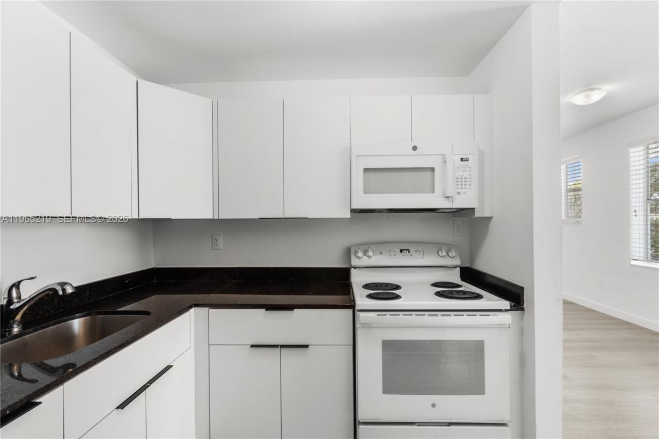 1502 Jefferson Ave , Unit 202, Miami Beach, FL 33139 Photo