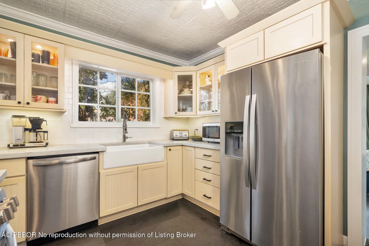 859 Sunset Road, West Palm Beach, FL 33401 Photo