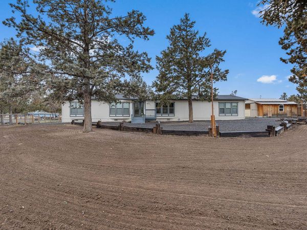 4229 SE Tillamook Loop, Prineville, OR 97754