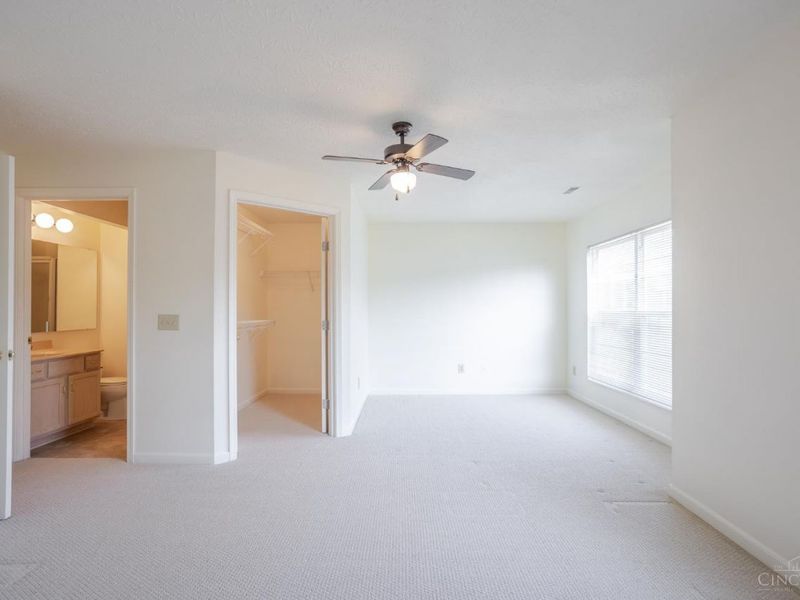 810 Southmeadow Circle, Unit 302, Cincinnati, OH 45231 Photo 22
