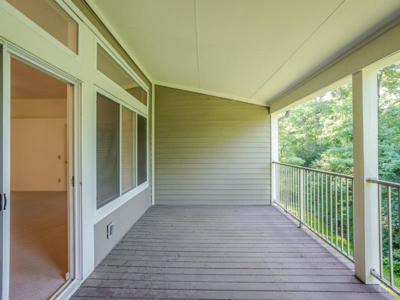 810 Southmeadow Circle, Unit 302, Cincinnati, OH 45231 Photo 28