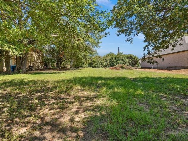 280 Autumn Wood Trail, Gun Barrel City, TX 75156